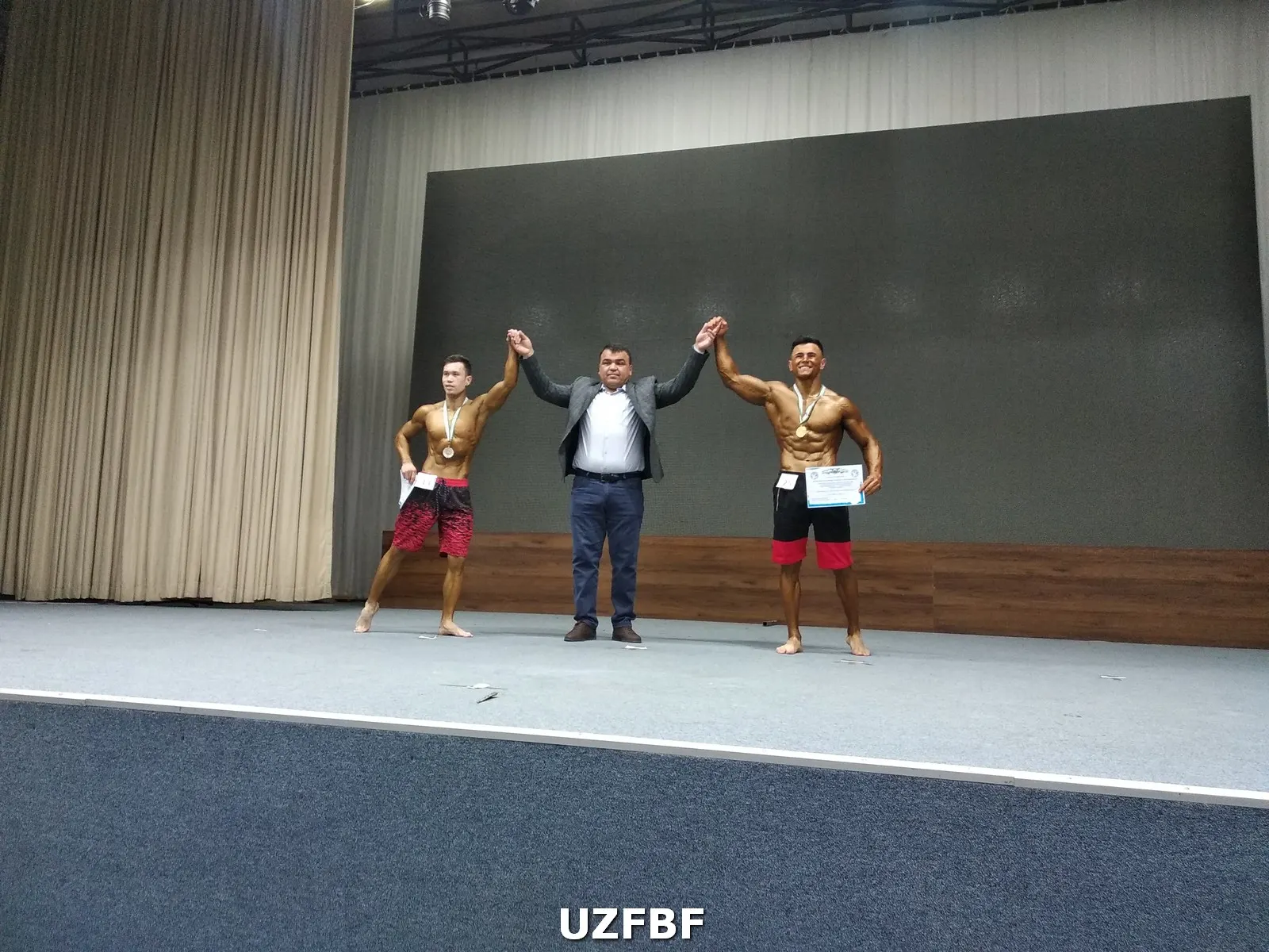 Bodibilding va fitnes boʻyicha Navoiy viloyati ochiq chempionati 2021